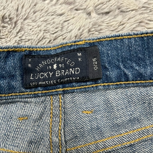 Lucky Brand Malibu Shorts - Picture 3 of 7